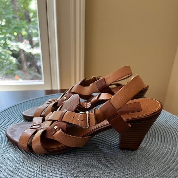 Clarks Shoes - Clarks Artisan Leather Woven Wood Heel Sandals